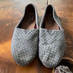 TOMS grey and white polka dot loafers size 8